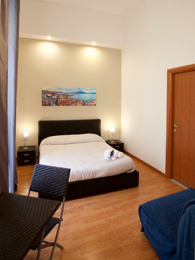 Metronapoli Bed & Breakfast Bagian luar foto